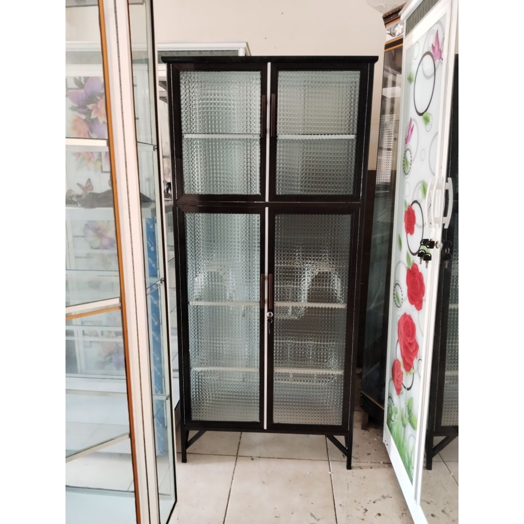 rak piring 4 pintu kaca es