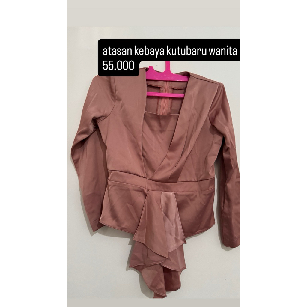 Preloved atasan kebaya kutubaru wanita potongan crop like new baru dipakai 1x