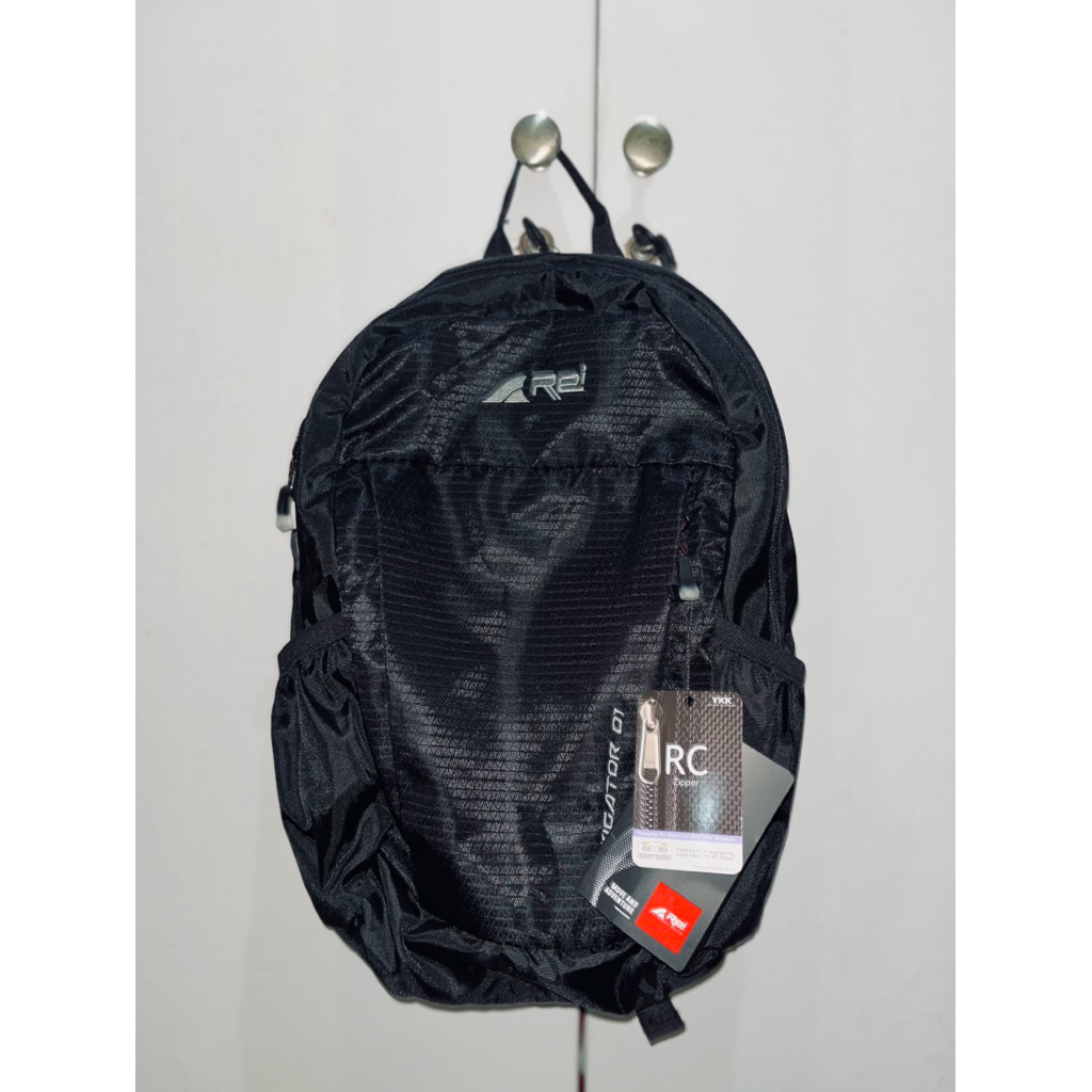 REI DAYPACK NAVIGATOR 01 15L