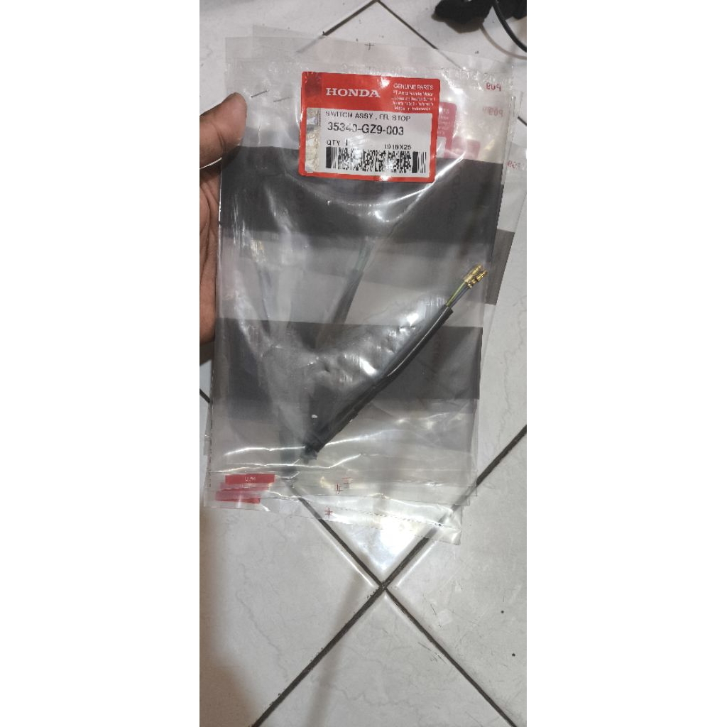 Switch Swit Rem belakang Beat Scoopy Genio 110 Vario 110 125 150 K25 K1A K0J K2F KZR K59 - 35340GZ90