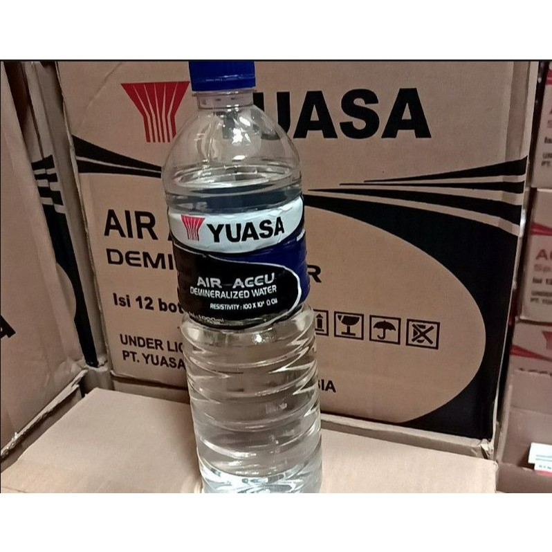 Air accu air aki yuasa non zuur botol biru / air accu demineral yuasa /Air Aki Biru Yuasa Air Demin 
