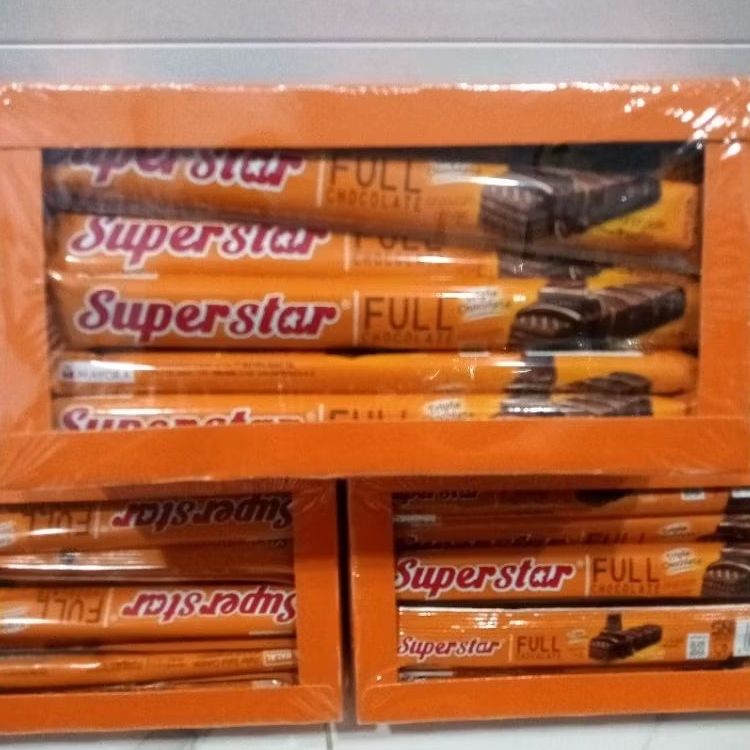 

SUPERSTAR WAFER SALUT COKELAT(isi 20pcs/box)@12,5g