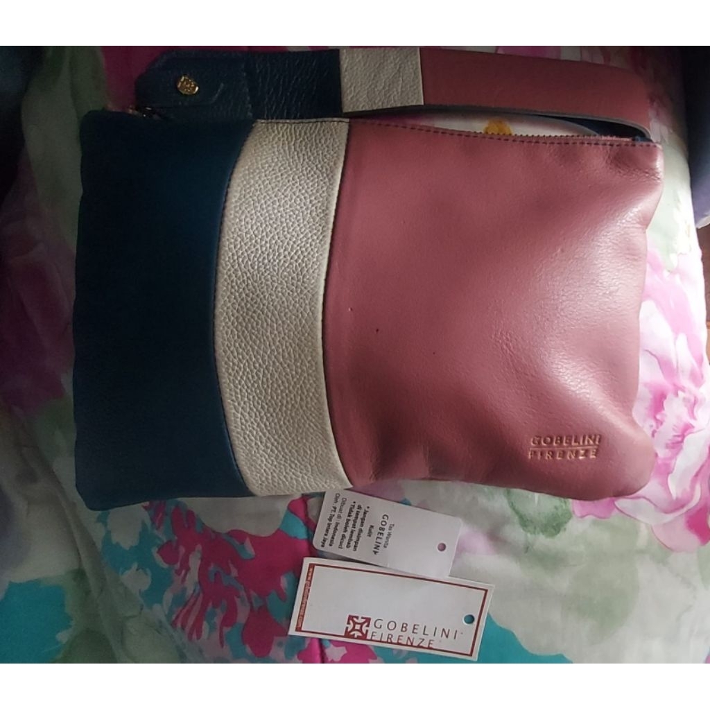 Clucth bag Gobelini second very good condition 