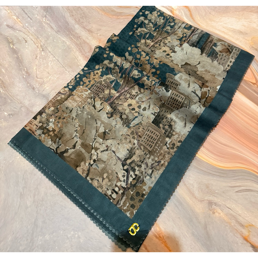 PRELOVED BUTTONSCARVES