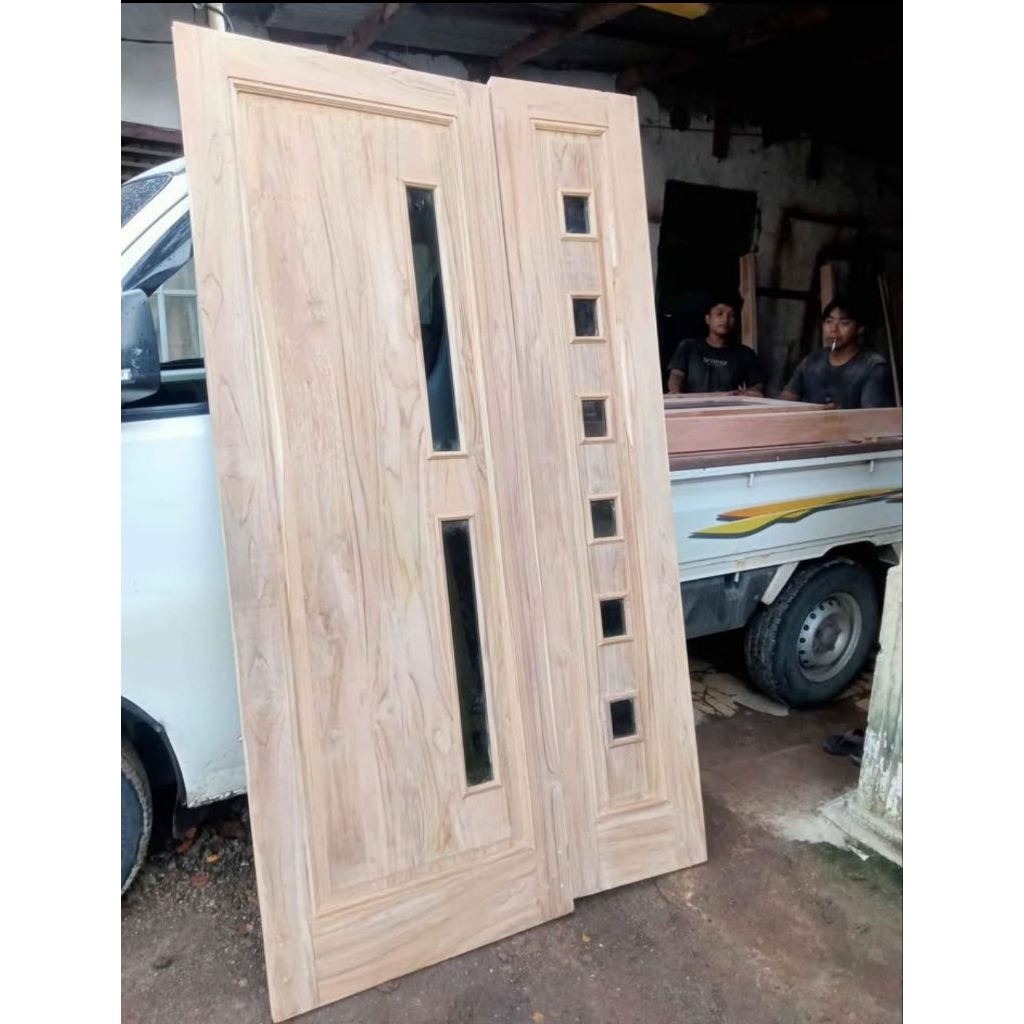 Pintu Kupu2 Tarung Kaca Kayu Mahoni