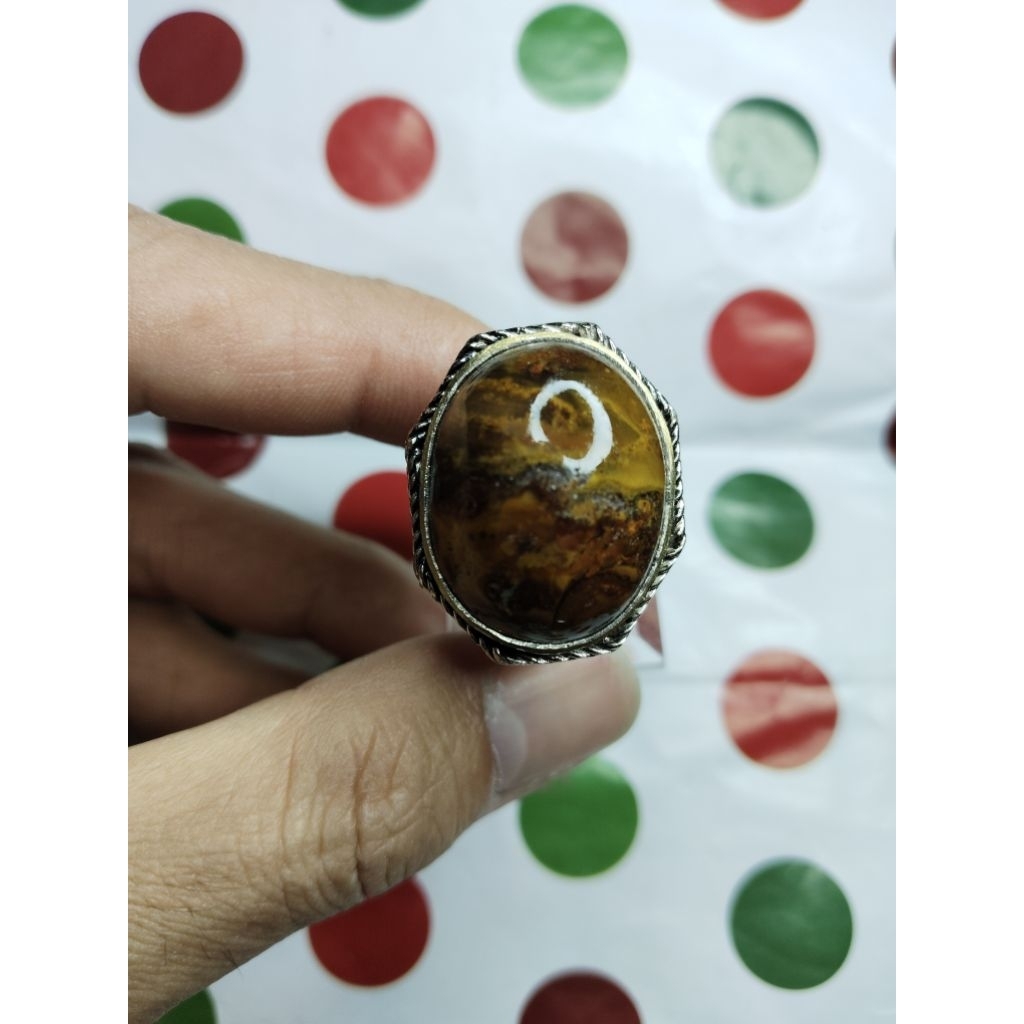 BATU AKIK PANCAWARNA KLAWING