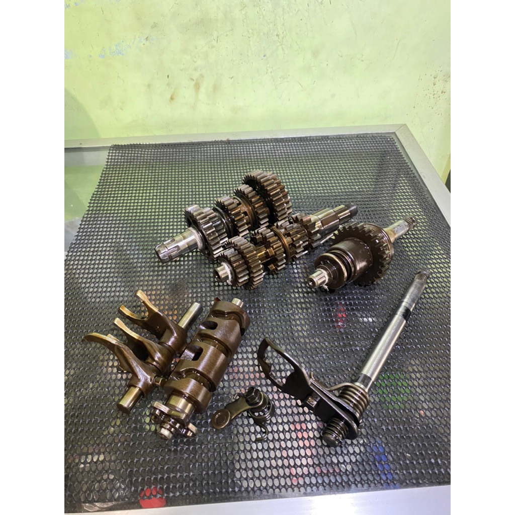 Rasio megapro Gearbox megapro