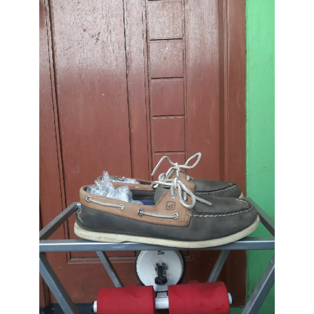 sepatu loafers SPERRY TOP SIDER size 42