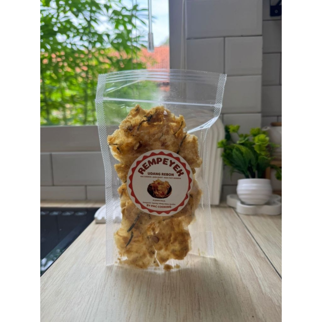

Peyek Udang Rebon Kemasan Icip Icip 50 gram