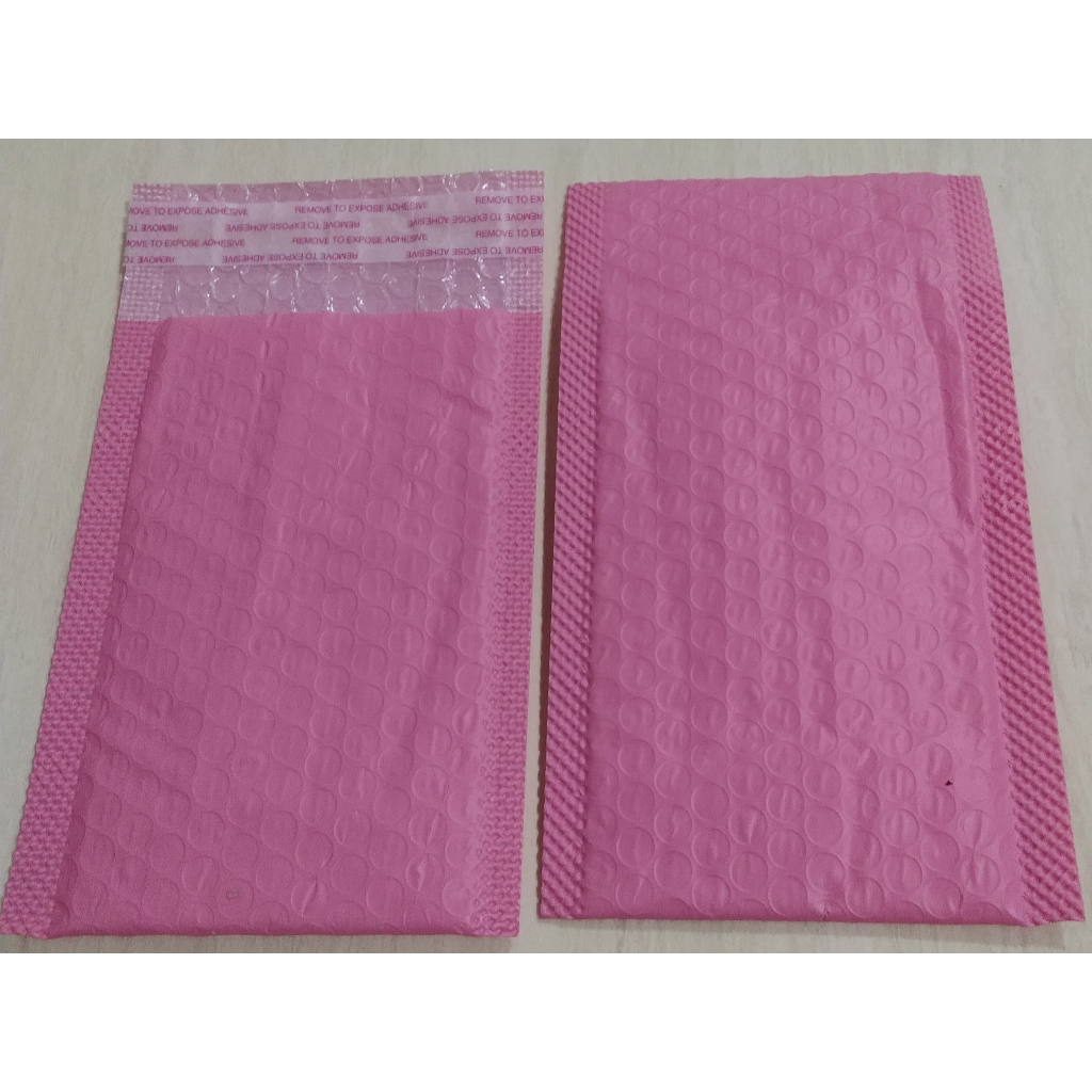 

Bubble Mailer/ Amplop Bubble Ukuran 11x19cm Warna Pink Jual PerPcs