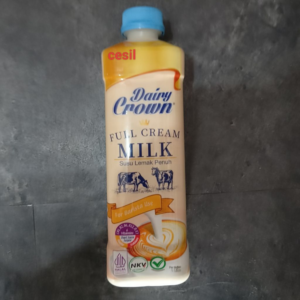 

Susu Dairy Crown 1 litter Full Cream UHT / Perasa Kue / Penambah Rasa / Bahan Bakking / Dekorasi Kue