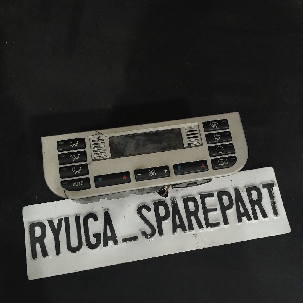 climate ac digital control original BMW E36 8368169