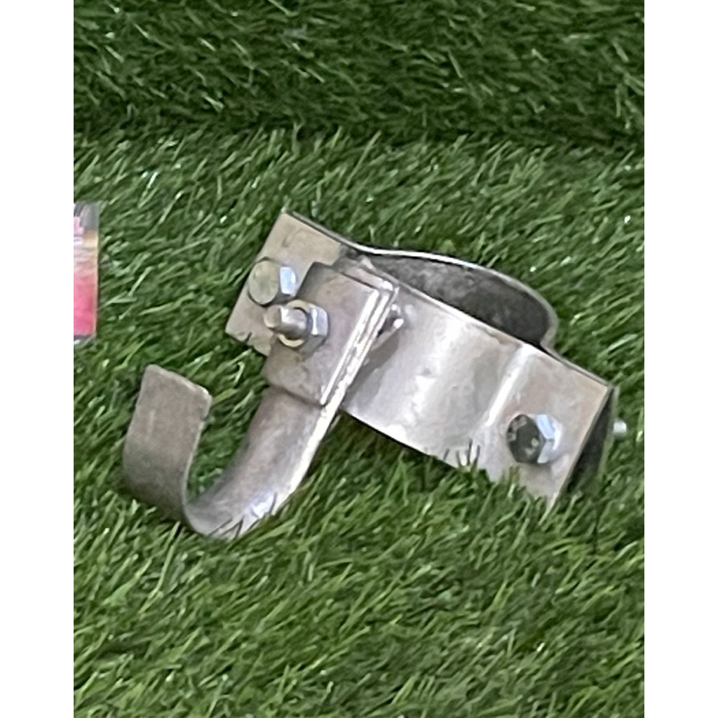 Clamp J Besi Penjepit Tiang - Aksesoris Fiber Optik/PLN - Grade A&B