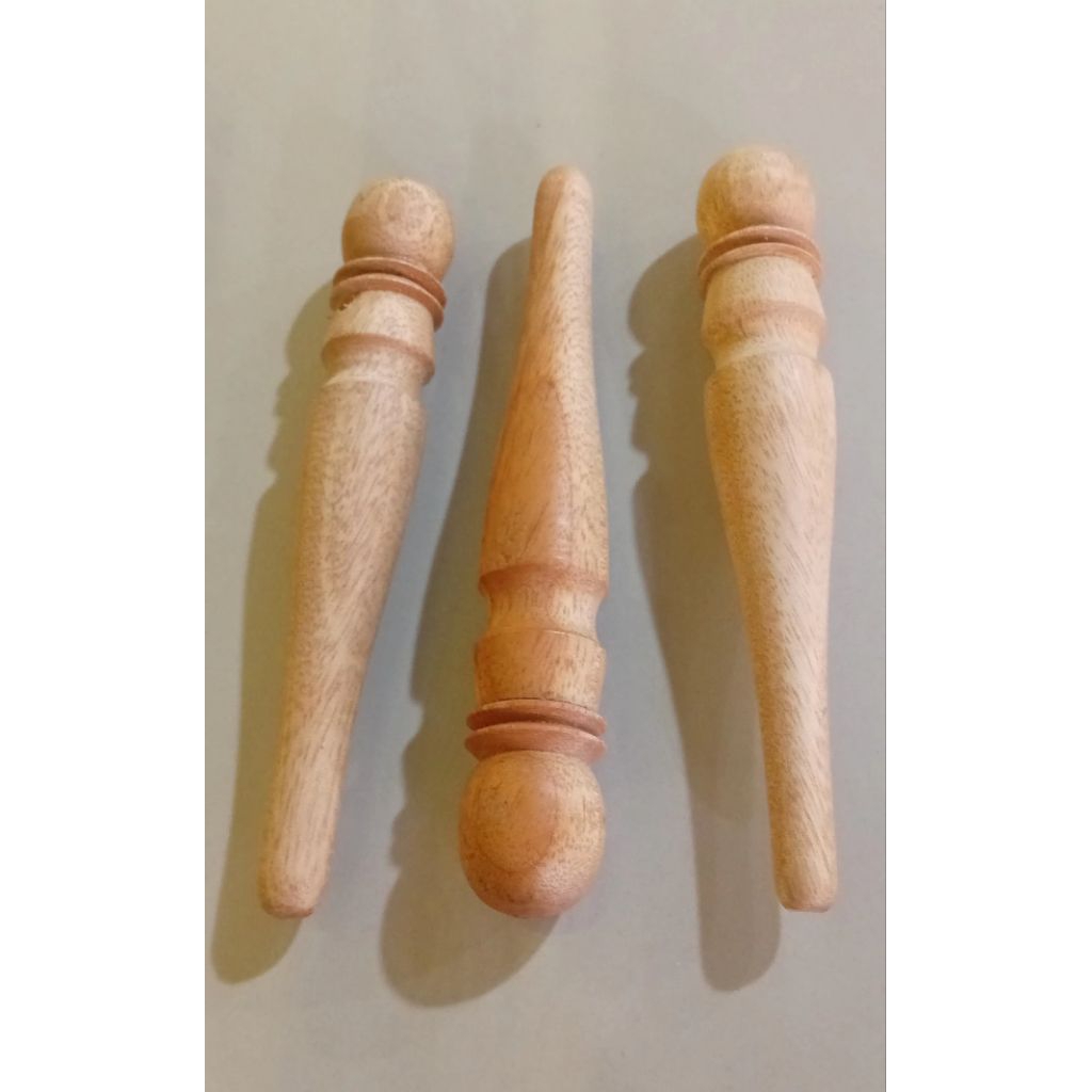Alat Pijat Refleksi Kayu Tipe Panjang