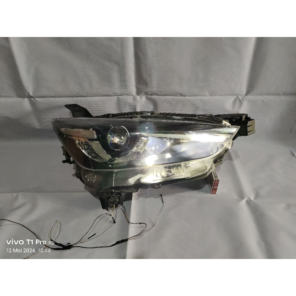 Lampu depan headlamp Mazda cx3