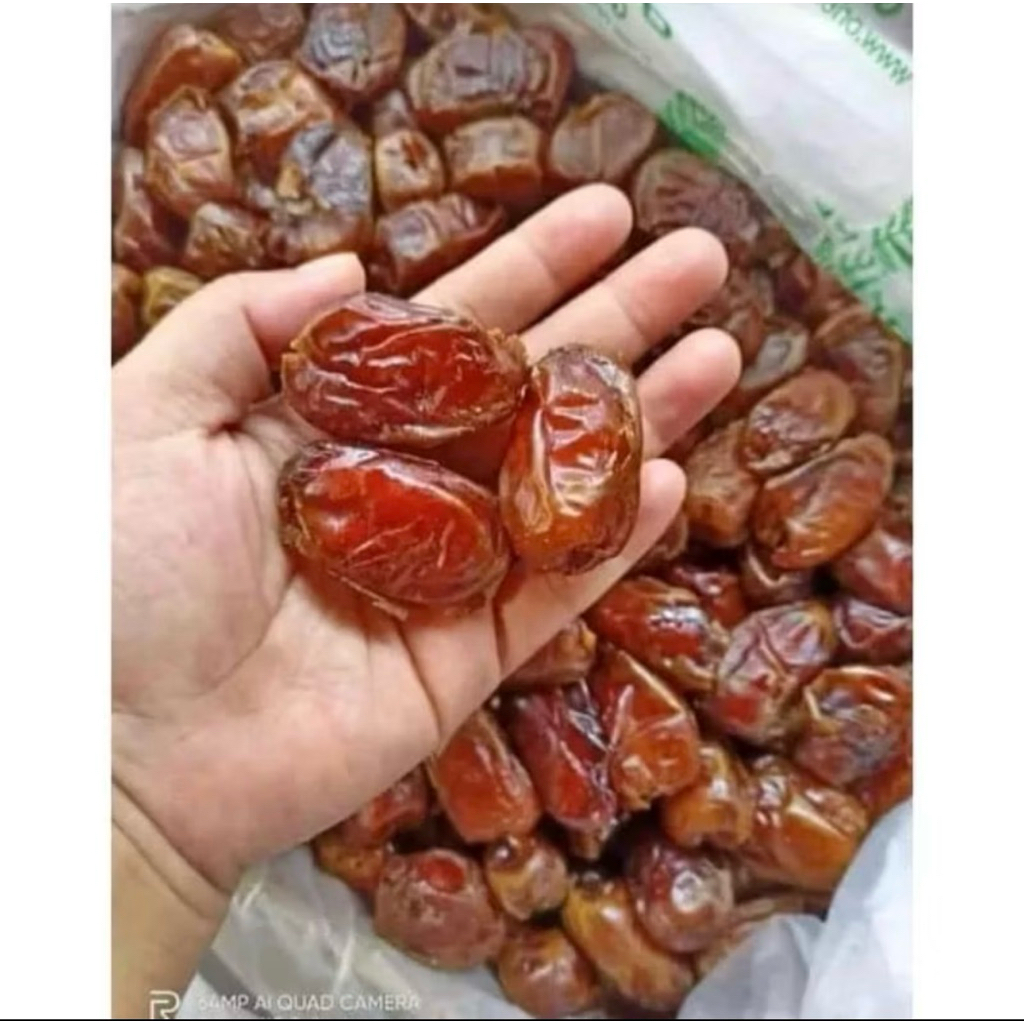 

Kurma goldent valley/kurma Mesir fres 1kg(kemasan dus)