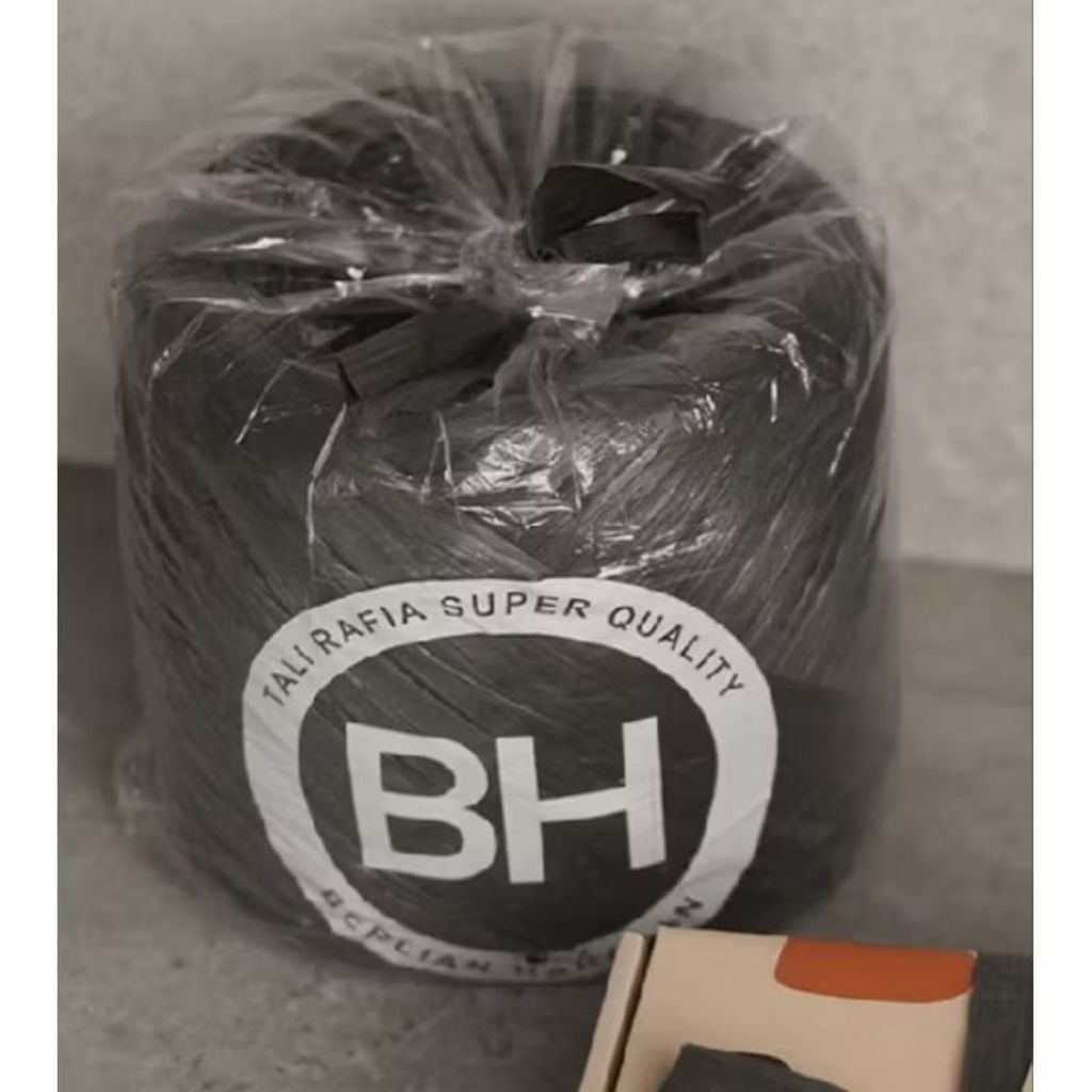 

Tali rafia hitam 250 gram