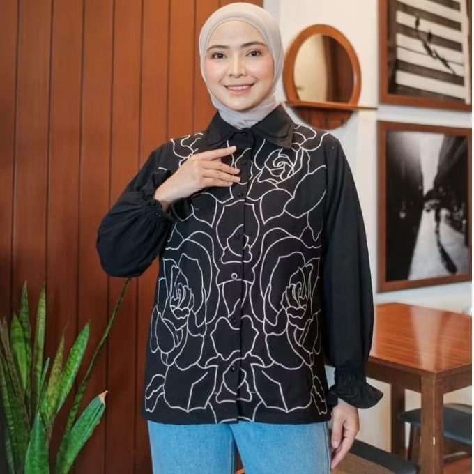 Mariposa WF - Eliza Blouse // Blouse // Kemeja // Kemeja Wanita // Kemeja Keren // Baju Korea // Baj