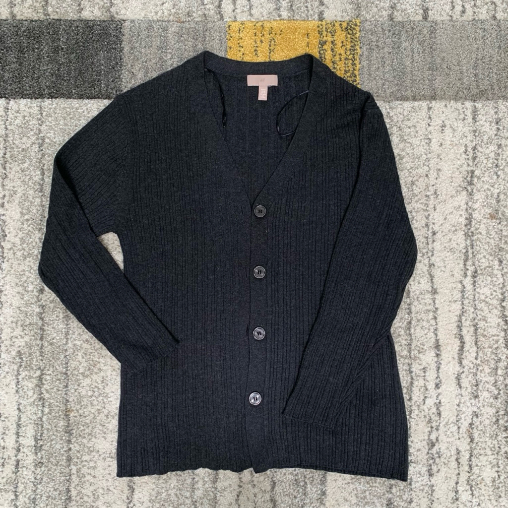 Preloved Cardi knit HnM