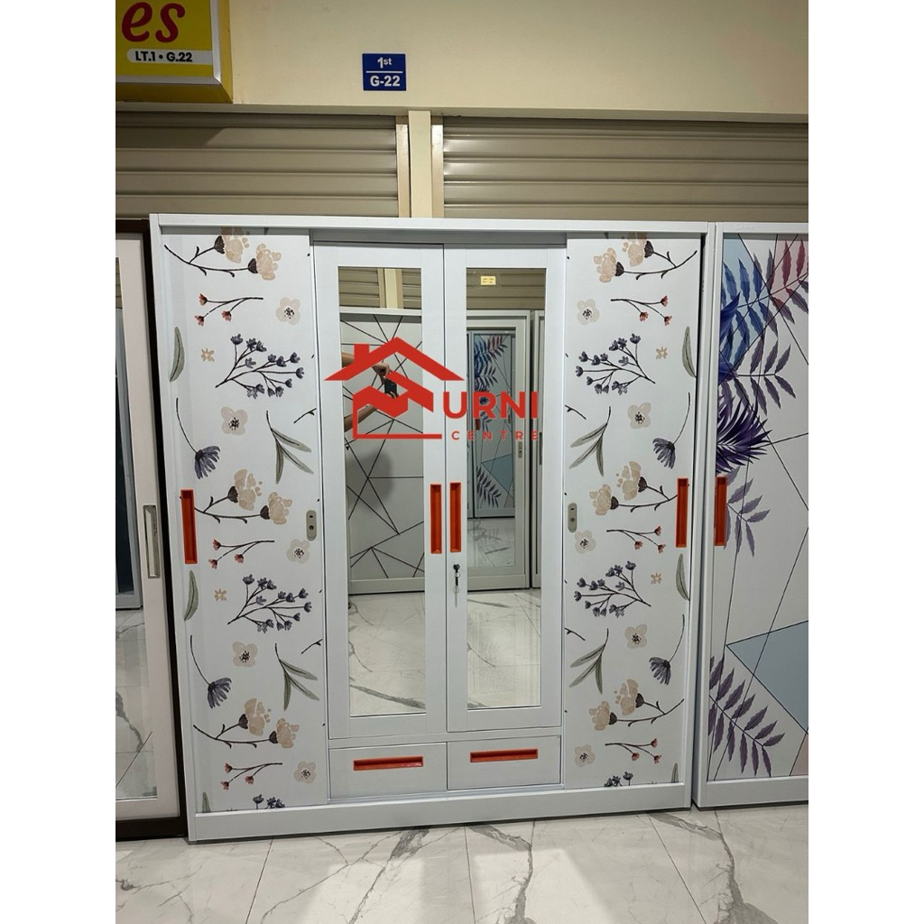 Lemari Pakaian 4 Pintu Sliding Modern dengan Cermin Full Body