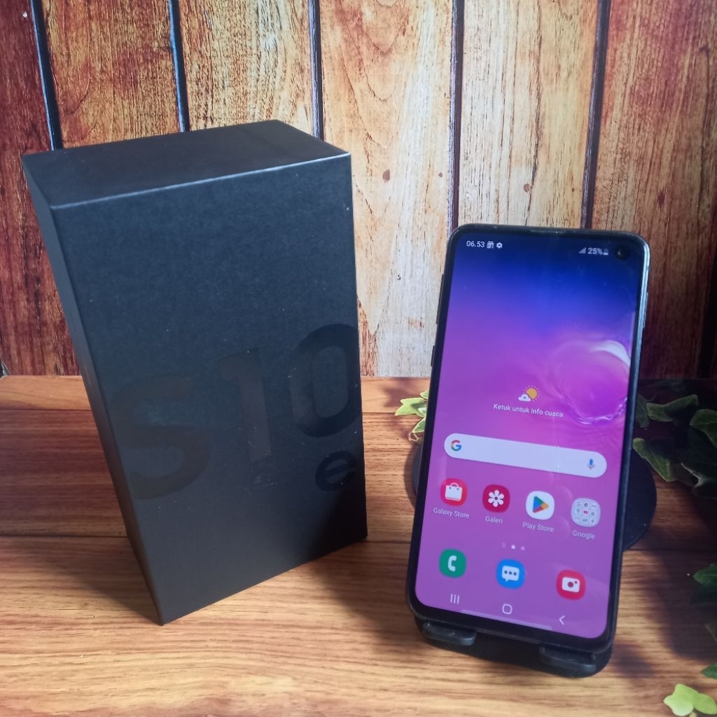 Samsung Galaxy S10e 6/128  Resmi indo Second Original