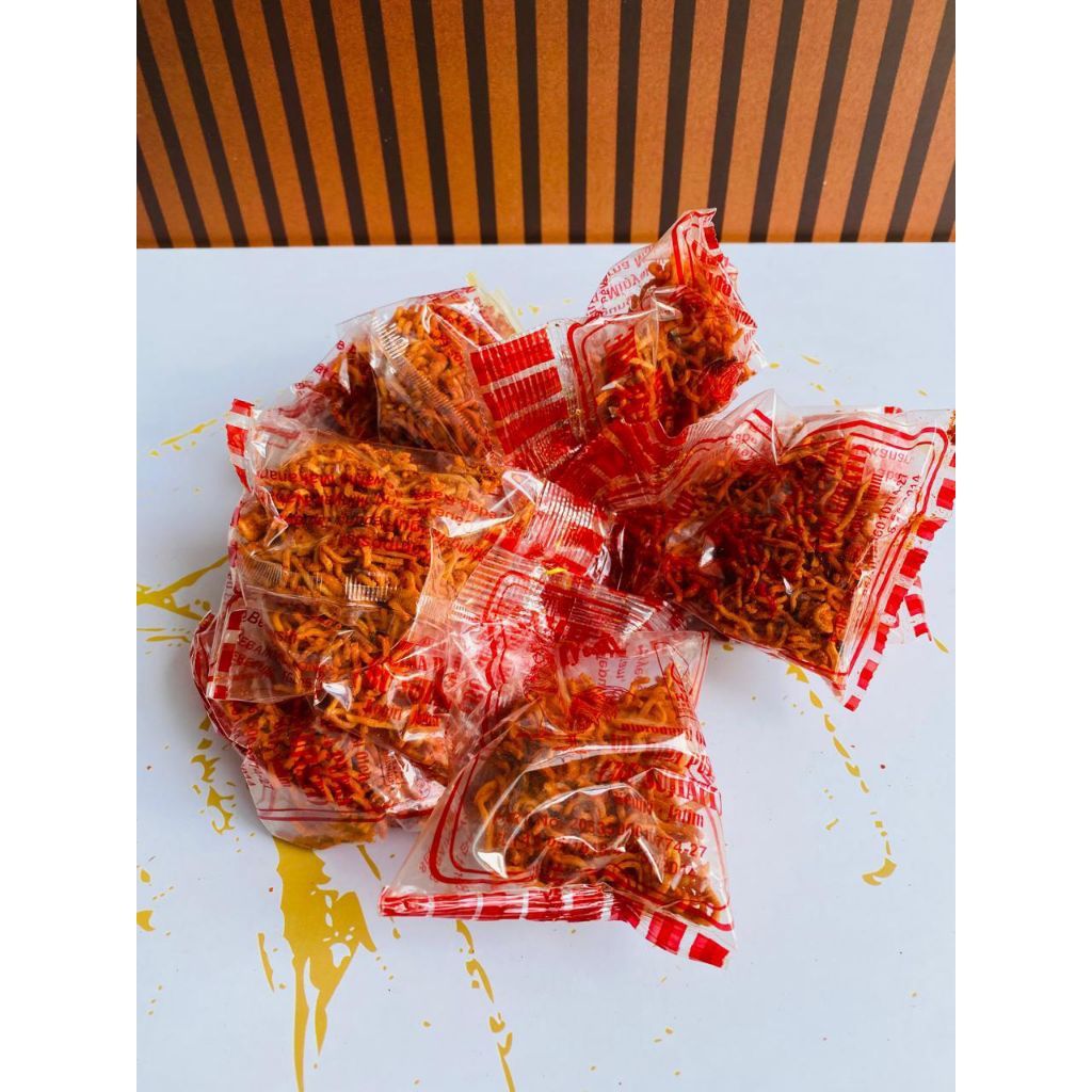 

Mie Keriting Pedas Ombyok cap ayam Mie Pedas Mie Jadul