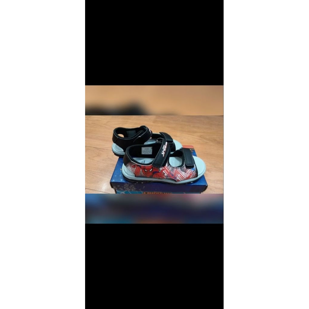 sandal Marvel / sandal spidermen / sandal anak / preloved sandal / sendal anak / sendal marvel