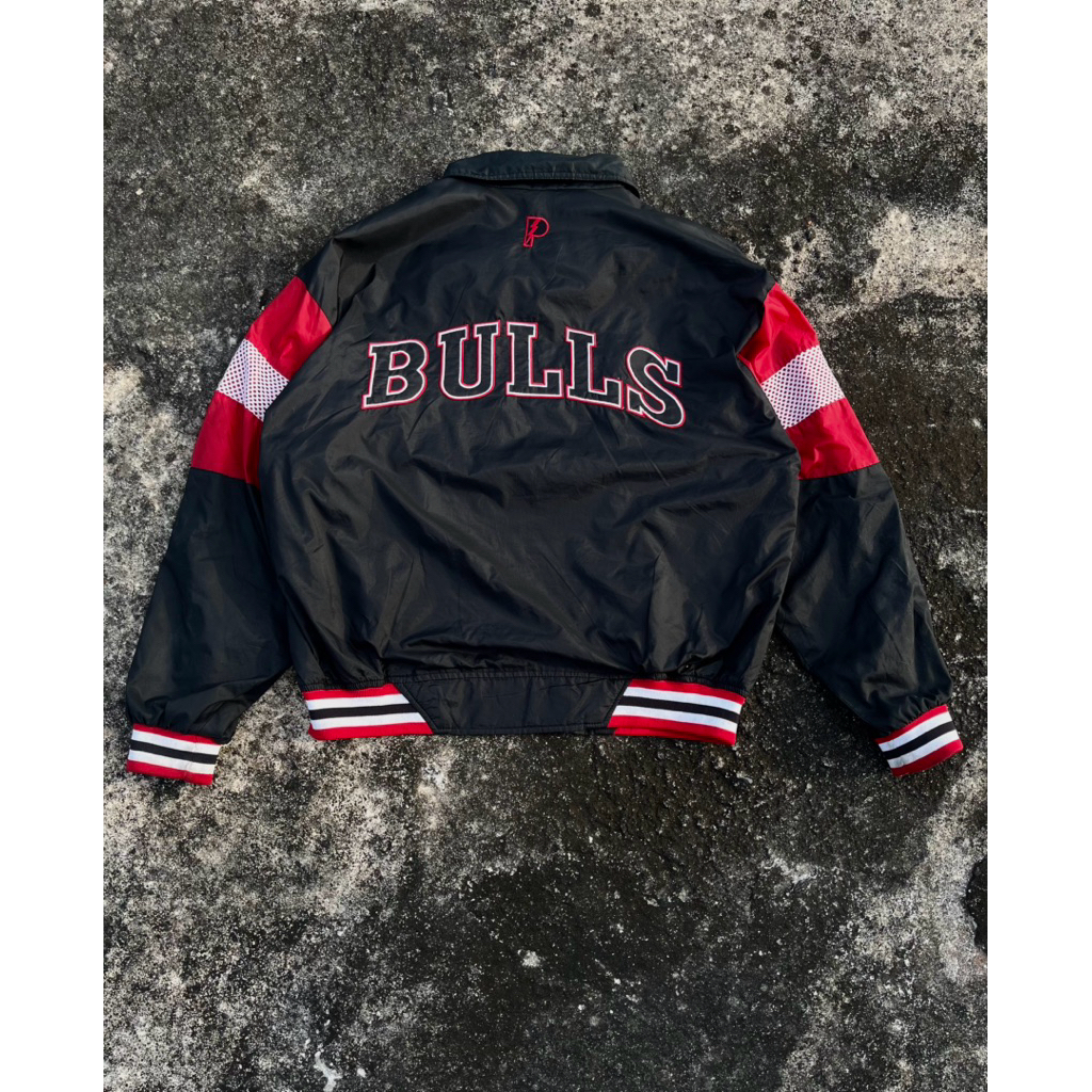VINTAGE JACKET PRO PLAYERS BULLS