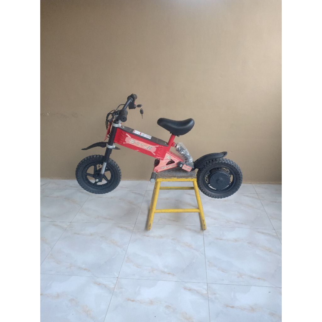 Motor listrik anak