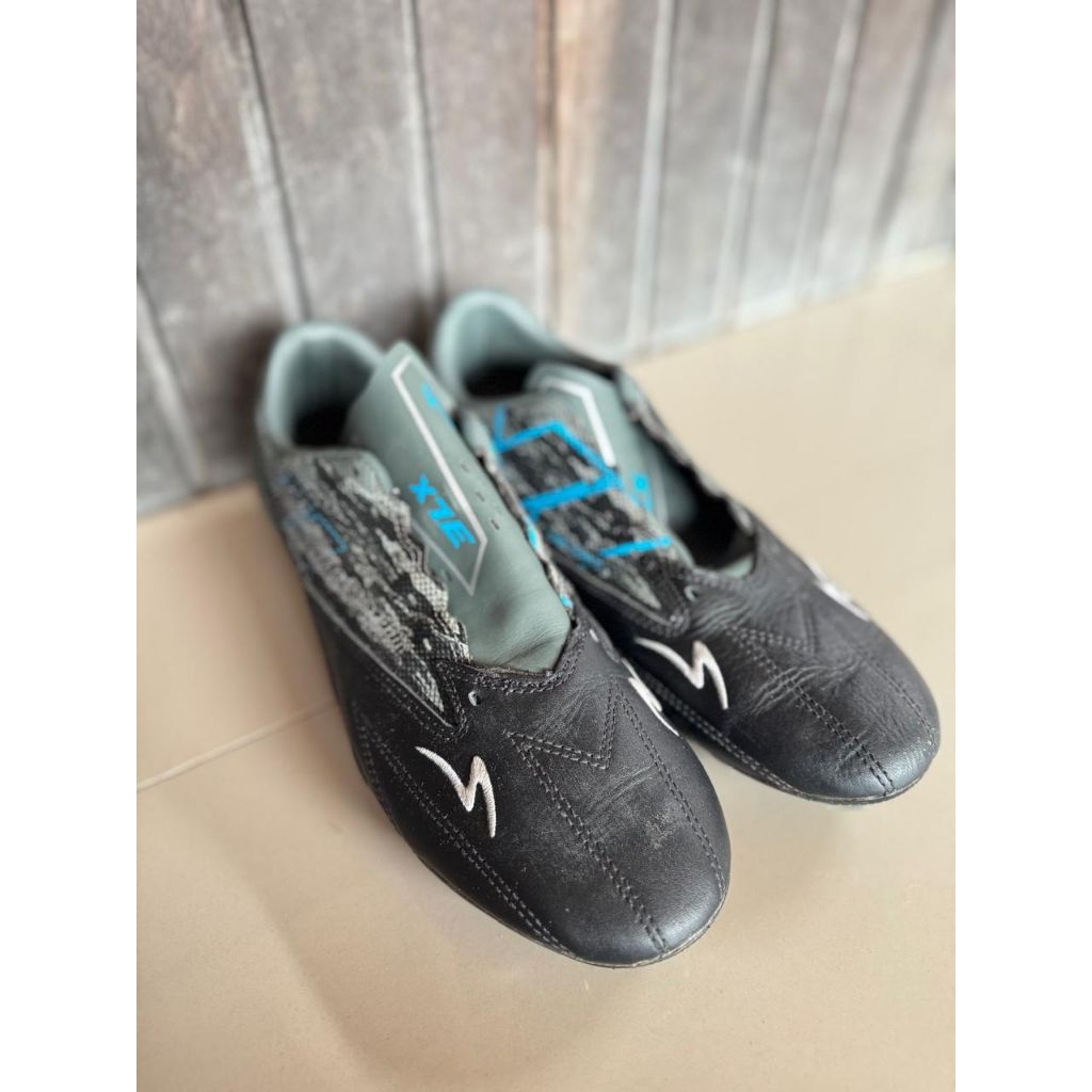 specs mark klok size 41