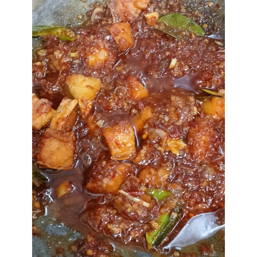

Ikan Asin Jambal Roti Sambal Bawang 250gr ( FRESH Bukan FROZEN ) Gurih, Pedas, Siap Santap!