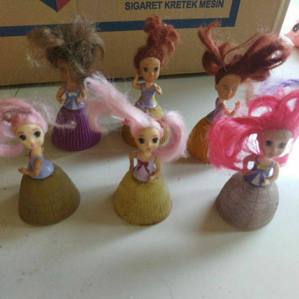 berbie cup cake preloved