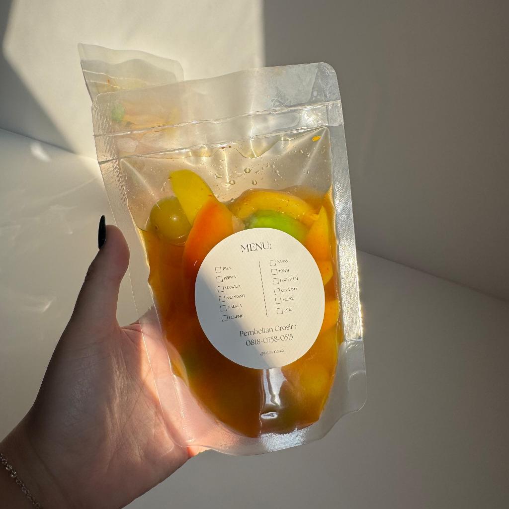 

Manisan Basah Buah MIX (Mangga, Kedondong Lokal, Pepaya, Salak, Kedondong Bangkok, Anggur) Kualitas Premium 200 gram / 400 gram