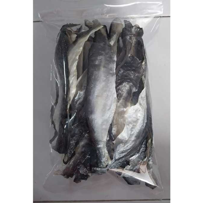 

Kerupuk Kulit Ikan Patin Mentah Kering Utuh 200 Gram