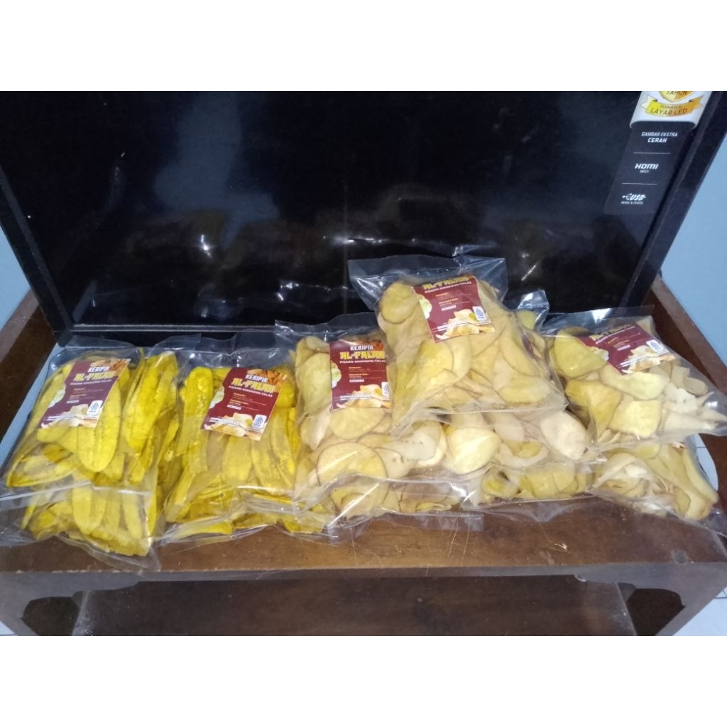 

Kripik Pisang, Kripik Singkong dan Kripik Talas Grosir