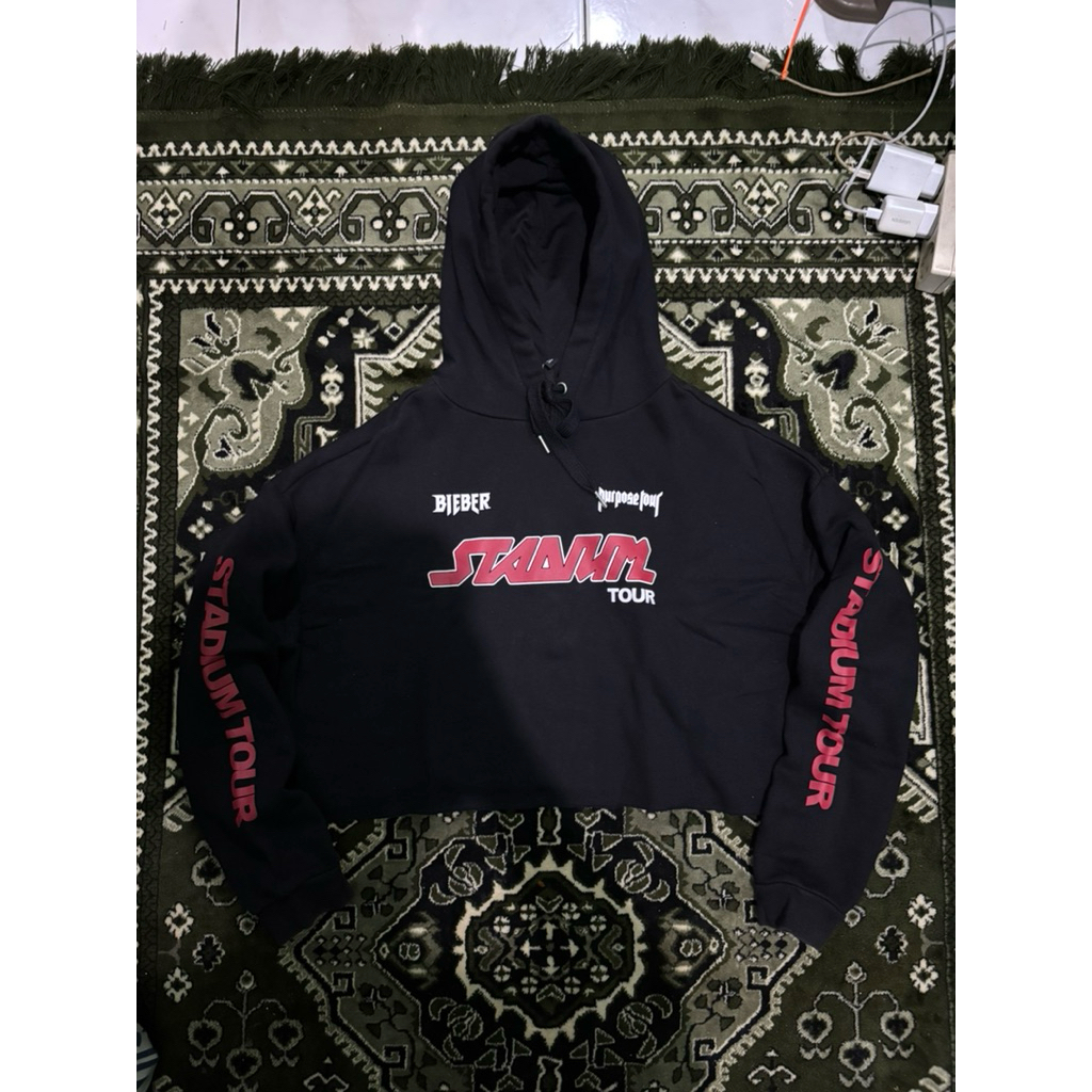 justin bieber "purpose tour" by H&M second