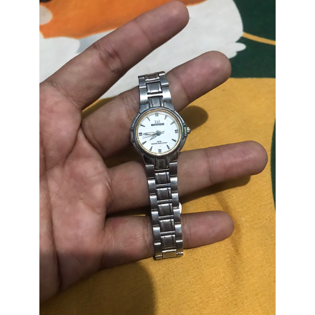 Jam wanita mirage minimalis bekas normal