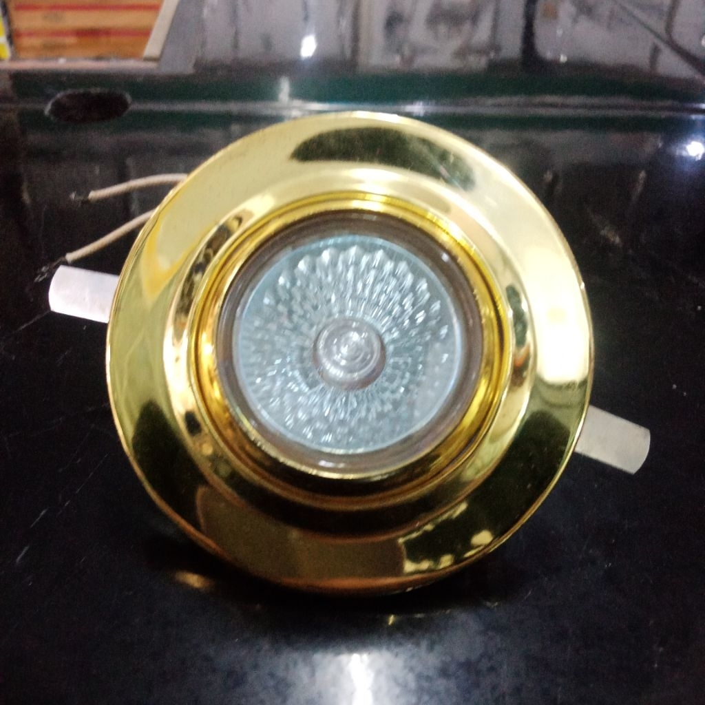 Down Light DL 3" Zetalux Gold/lamou downlight