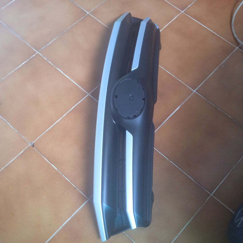 Grill Innova Reborn 2016 up grill depan Reborn.