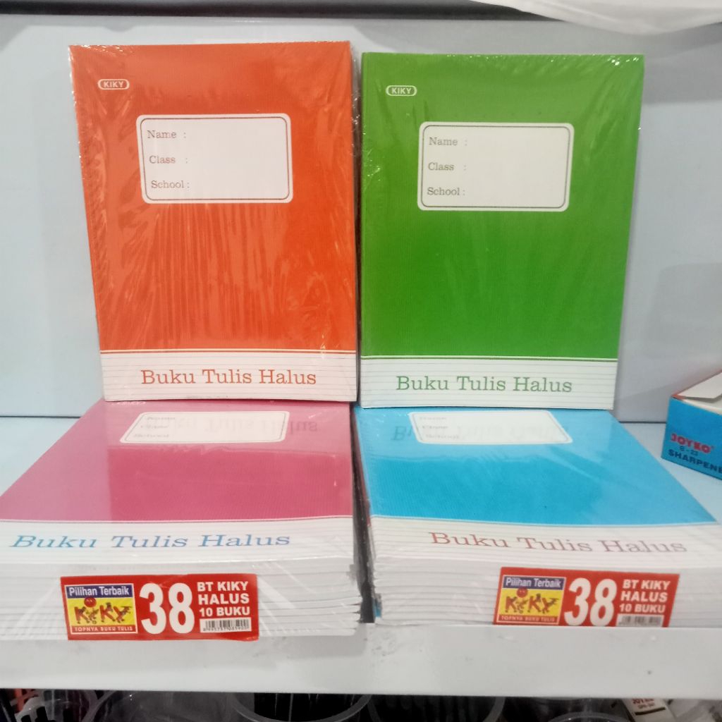 

1 Pak 10 Buku Tulis ukuran 38