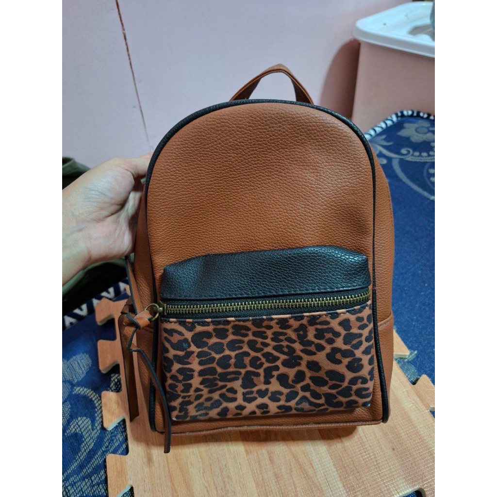 Preloved Tas Backpack American Eagle from Payless Warna Coklat