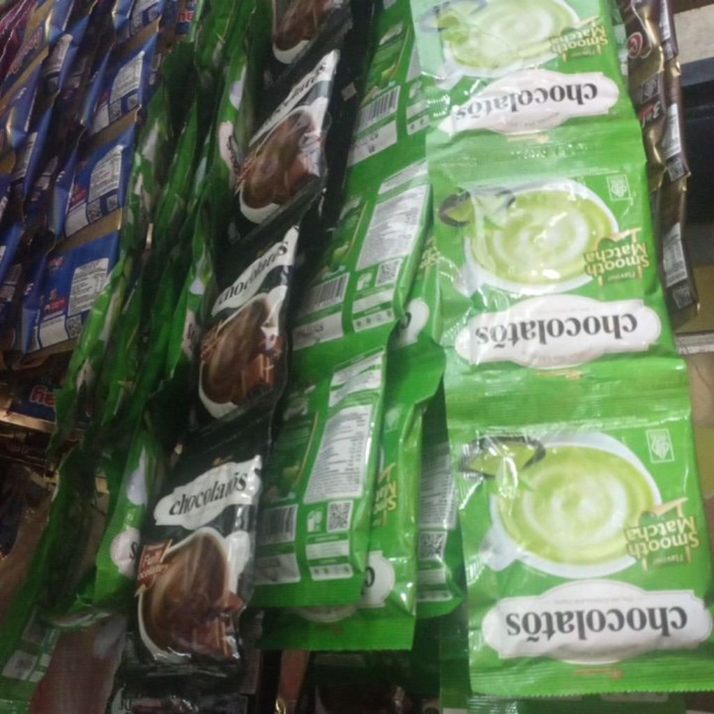 

CHOCOLATOS SACHET MINUMAN BUBUK 1 RCG ISI 10 SACHET per sachet 24 gr ALMIRA PLASTIK