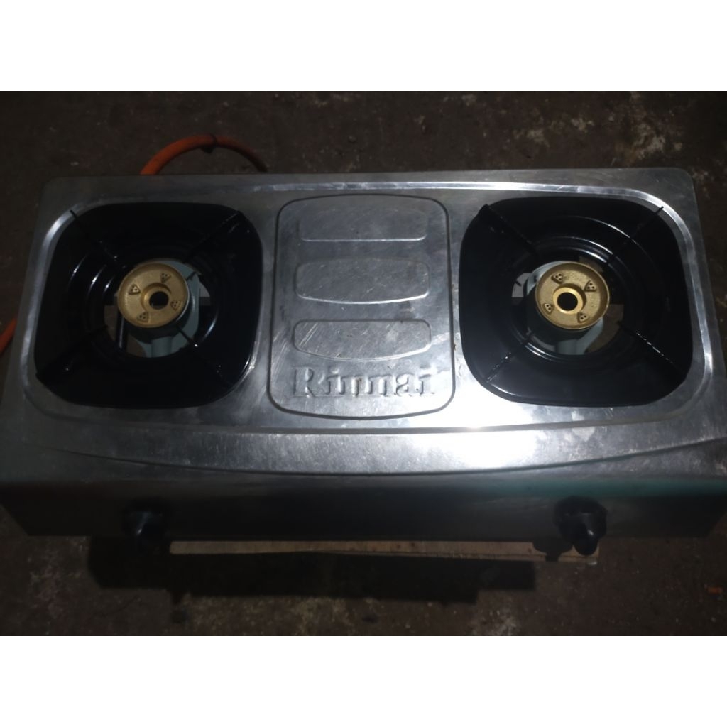 kompor gas Rinai 2 tungku,bekas seperti baru