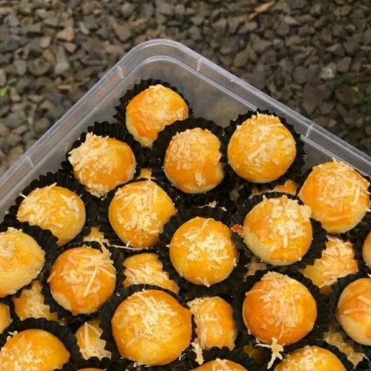 

NASTAR KEJU ISI NANAS / KUE KERING 250GR