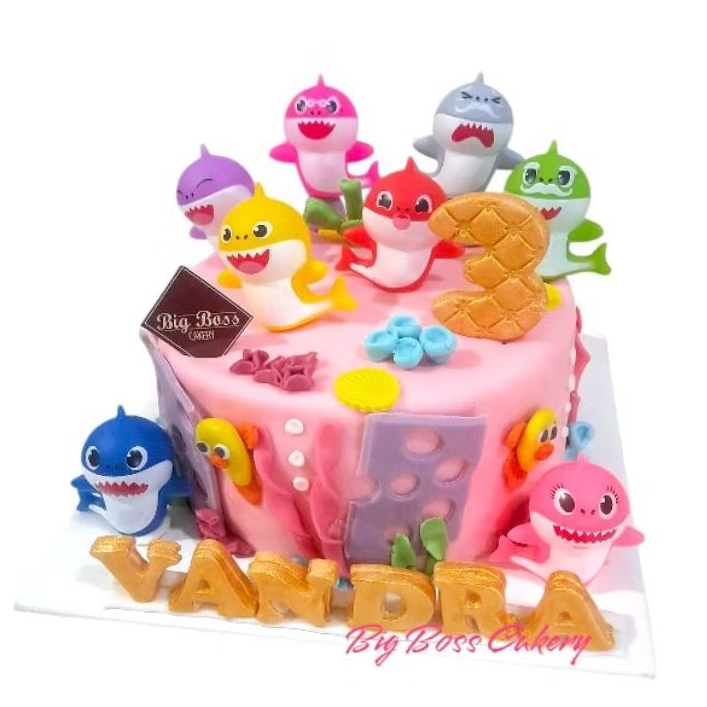 

BABY SHARK FISH FONDANT CAKE WITH TOYS ALL IN FREE NAMA LILIN KECIL PISAU