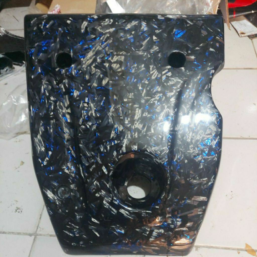 COVER ENGIN PAJERO ANPS,CARBON FORGED BLUE