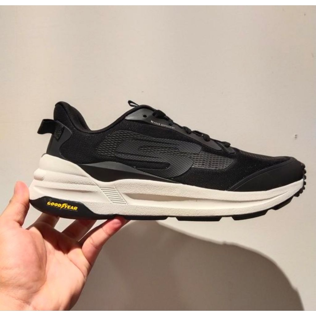Skechers Global Jogger Black Original