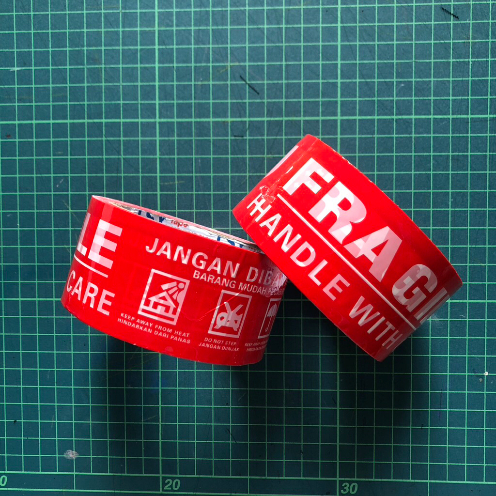 

Lakban Fragile Merah 48mm x 60 yard