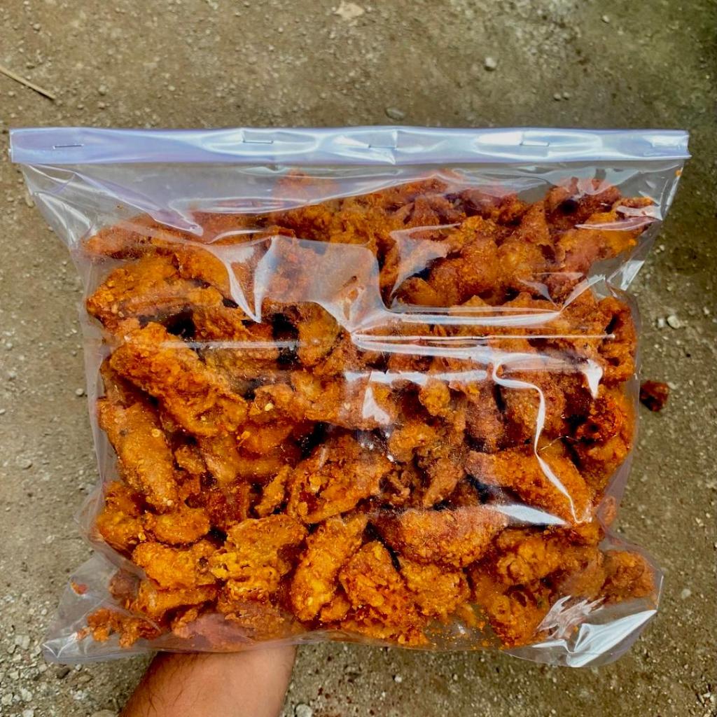 

Kulit Ayam Crispy Kriuk Bumbu Melimpah Daun Jeruk 1 kg