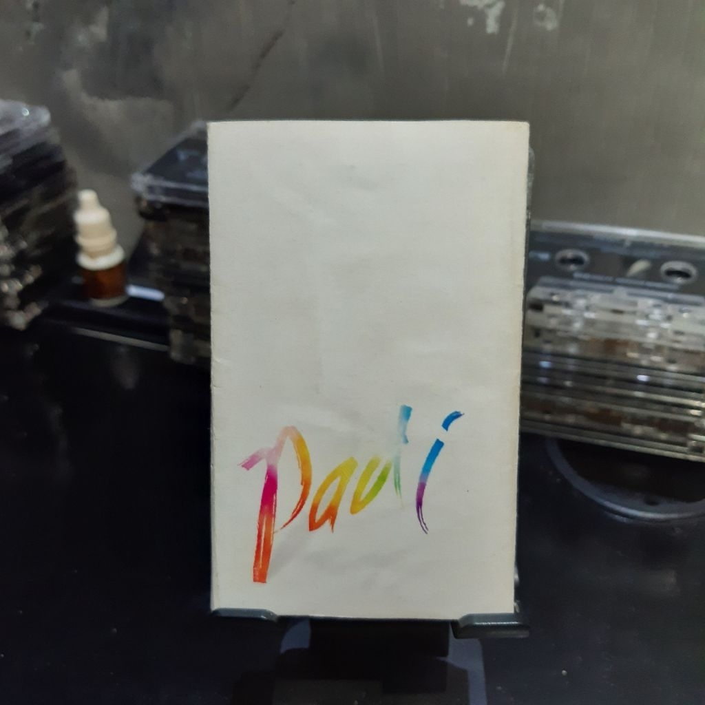 Kaset Pita Padi Self Titled Putih Prolog Menanti Sebuah Jawaban